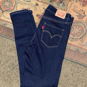 Levi’s 711 skinny